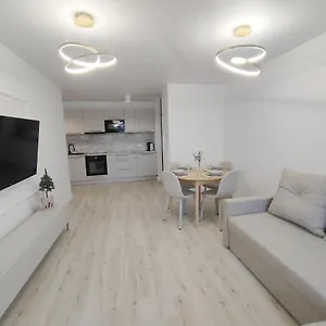 https://apartamenty-biala-dolina-szklarska-poreba.szklarskaporebahotels.net