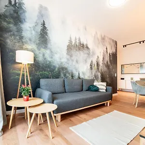 https://apartament-niene-koty-ostoja-parku-narodowego.szklarskaporebahotels.net
