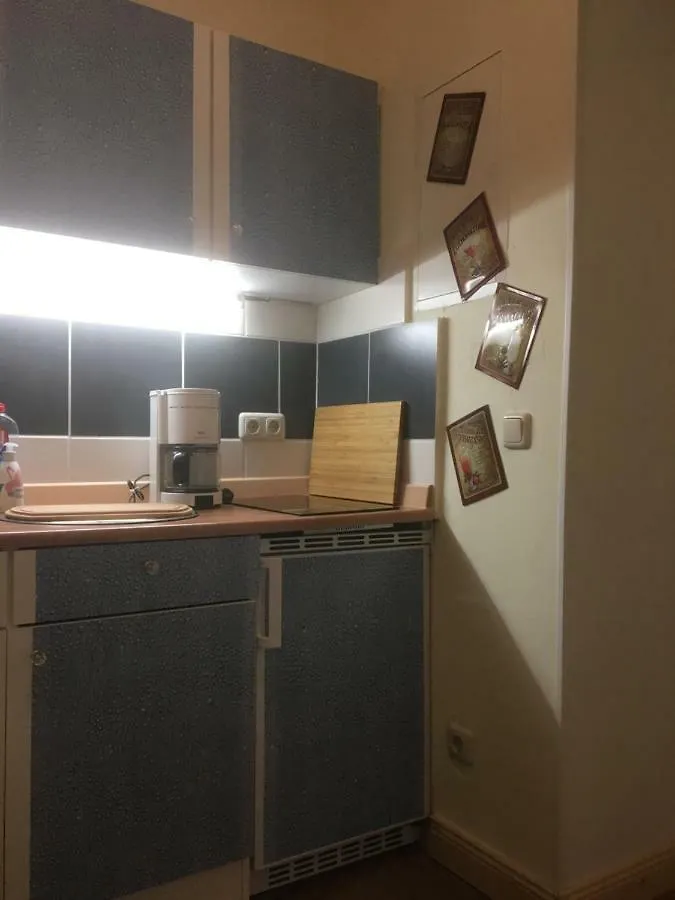 Sweet Home Inside Dresden Apartment One גרמניה